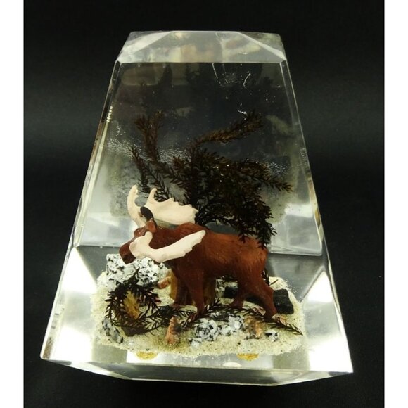Vintage Canadian Lucite Prism Paperweight Diorama Moose Wildlife Scene - Picture 1 of 10